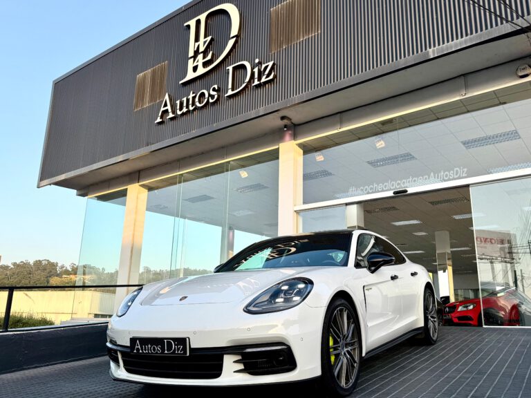 PORSCHE Panamera 4 EHybrid